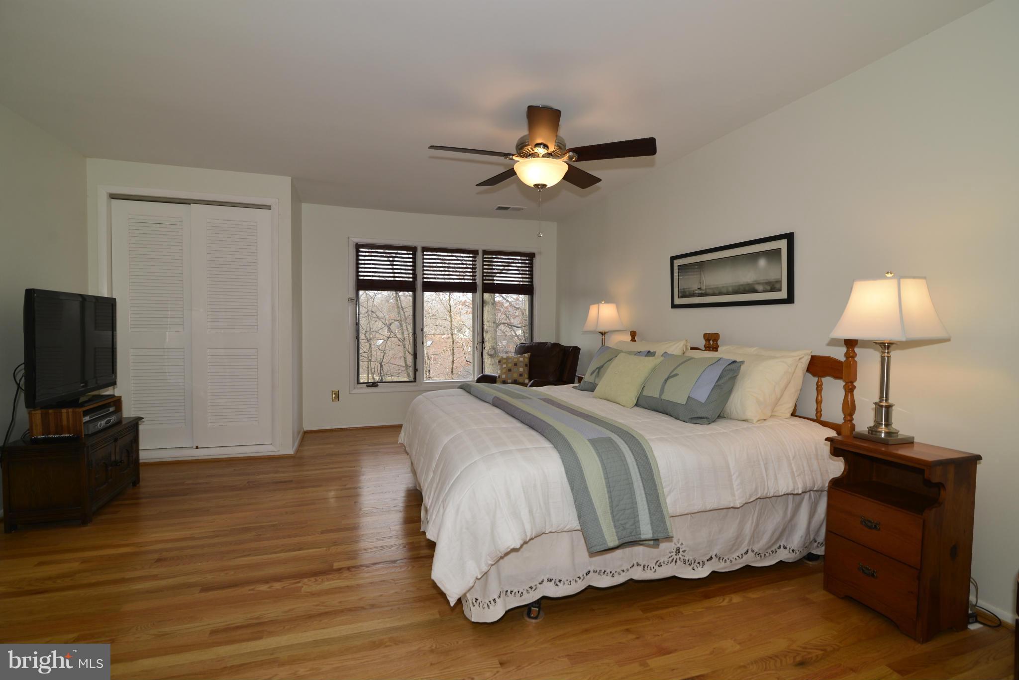 11100 Lakespray Way Reston, VA 20191 - Photo 15 of 29 The master bedroom has great natural light.