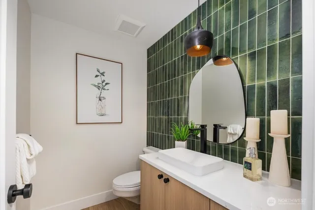 $2,200,000 | 12639 Shorewood Drive Southwest, Burien, WA 98146