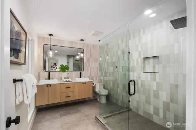 $2,200,000 | 12639 Shorewood Drive Southwest, Burien, WA 98146