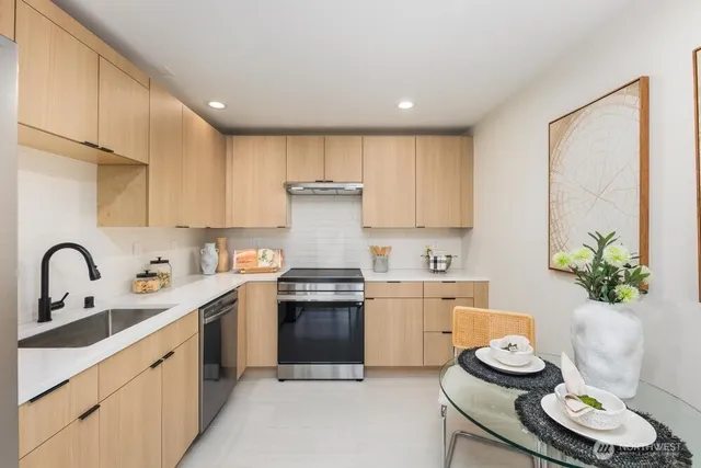 $2,200,000 | 12639 Shorewood Drive Southwest, Burien, WA 98146