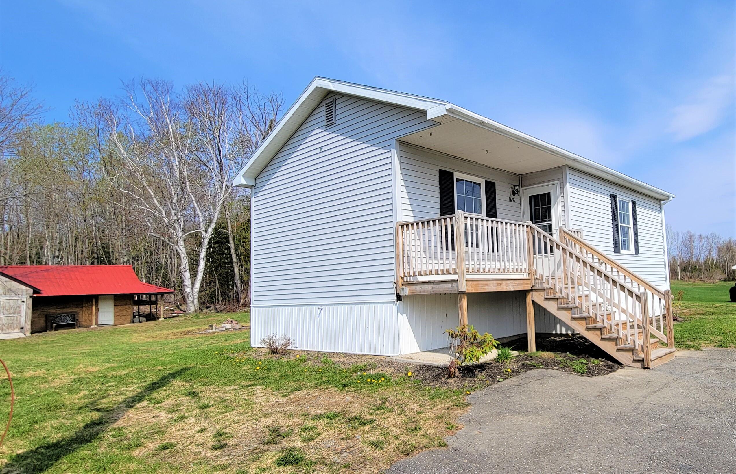 1678 Van Buren Road Limestone, ME 04750 - Photo 4 of 19 5