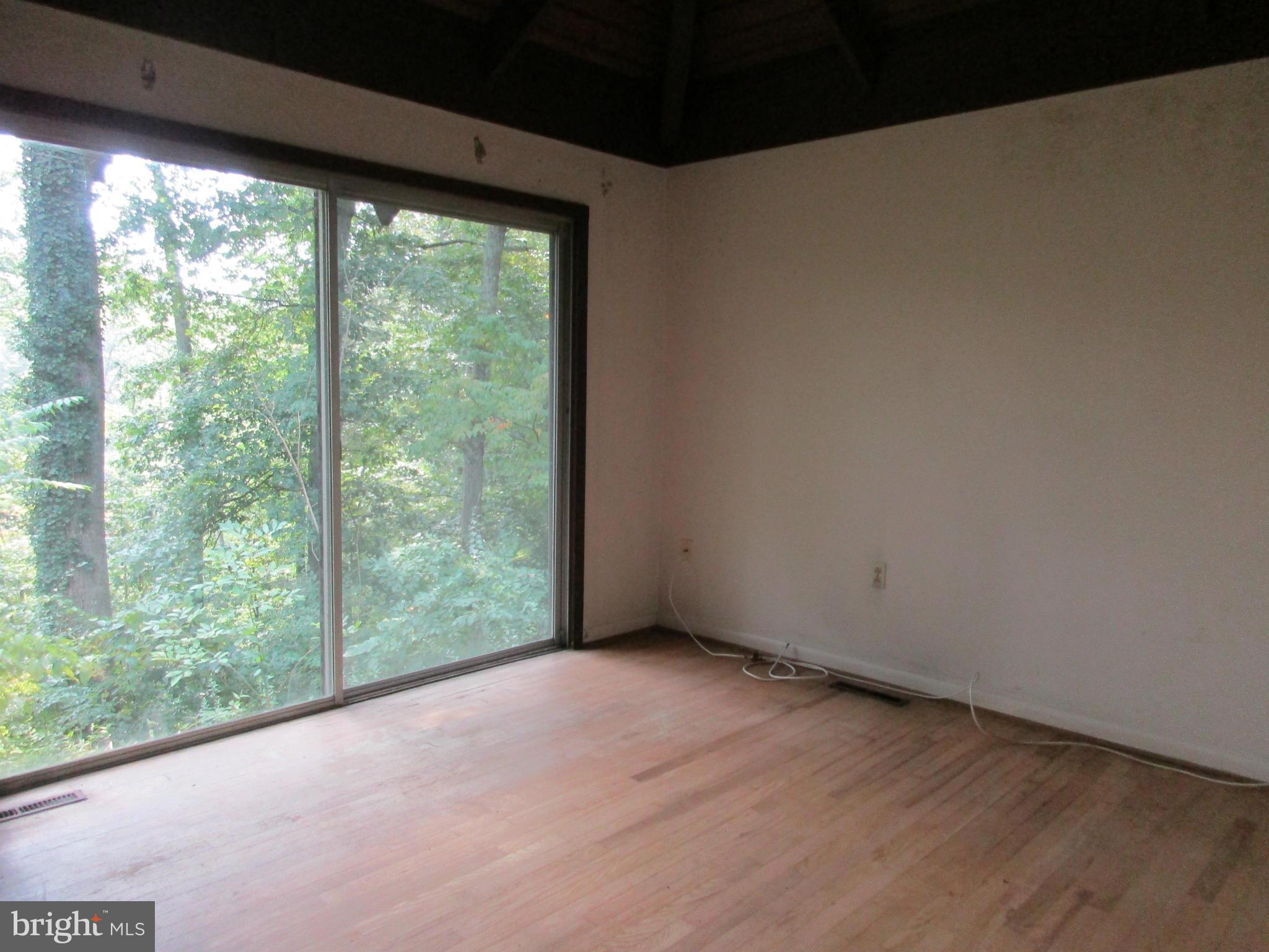 645 Governor Bridge Road Davidsonville, MD 21035 - Photo 6 of 12 Bedroom