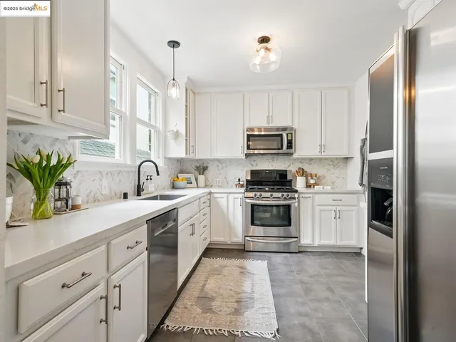 $1,320,000 | 3712 Maple Avenue, Oakland, CA 94602