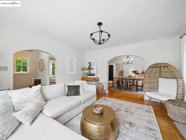 $1,320,000 | 3712 Maple Avenue, Oakland, CA 94602