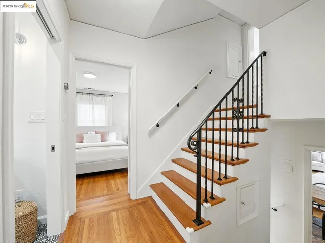 $1,320,000 | 3712 Maple Avenue, Oakland, CA 94602