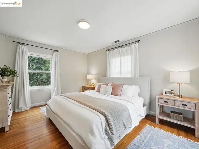 $1,320,000 | 3712 Maple Avenue, Oakland, CA 94602