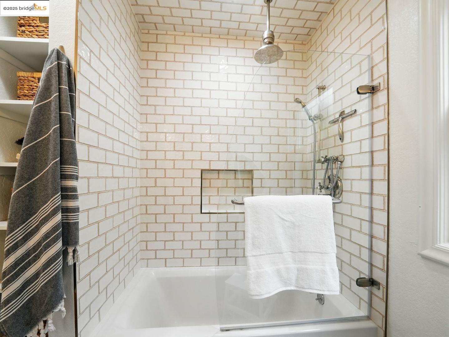 3712 Maple Avenue Oakland, CA 94602 - Photo 22 of 45