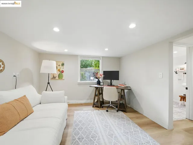 $1,320,000 | 3712 Maple Avenue, Oakland, CA 94602
