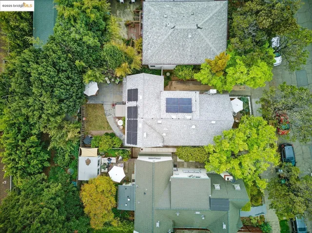 $1,320,000 | 3712 Maple Avenue, Oakland, CA 94602