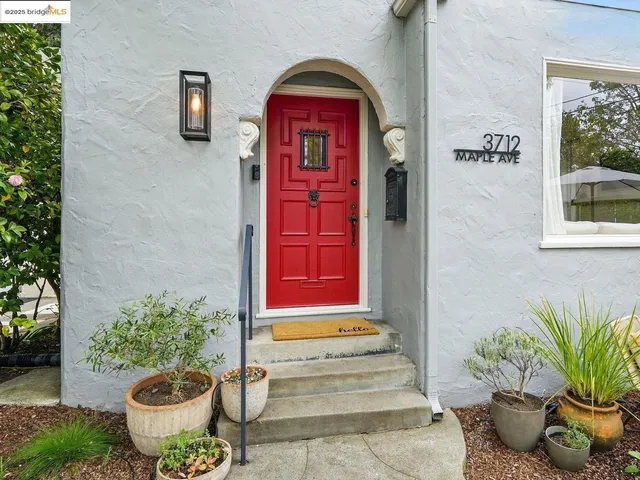 $1,320,000 | 3712 Maple Avenue, Oakland, CA 94602