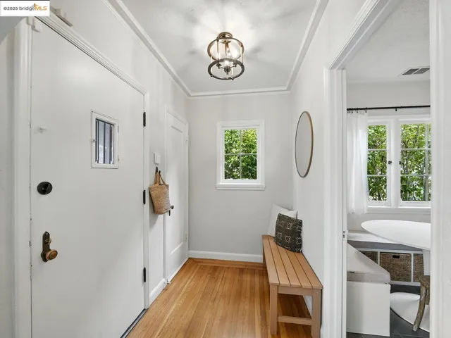 $1,320,000 | 3712 Maple Avenue, Oakland, CA 94602