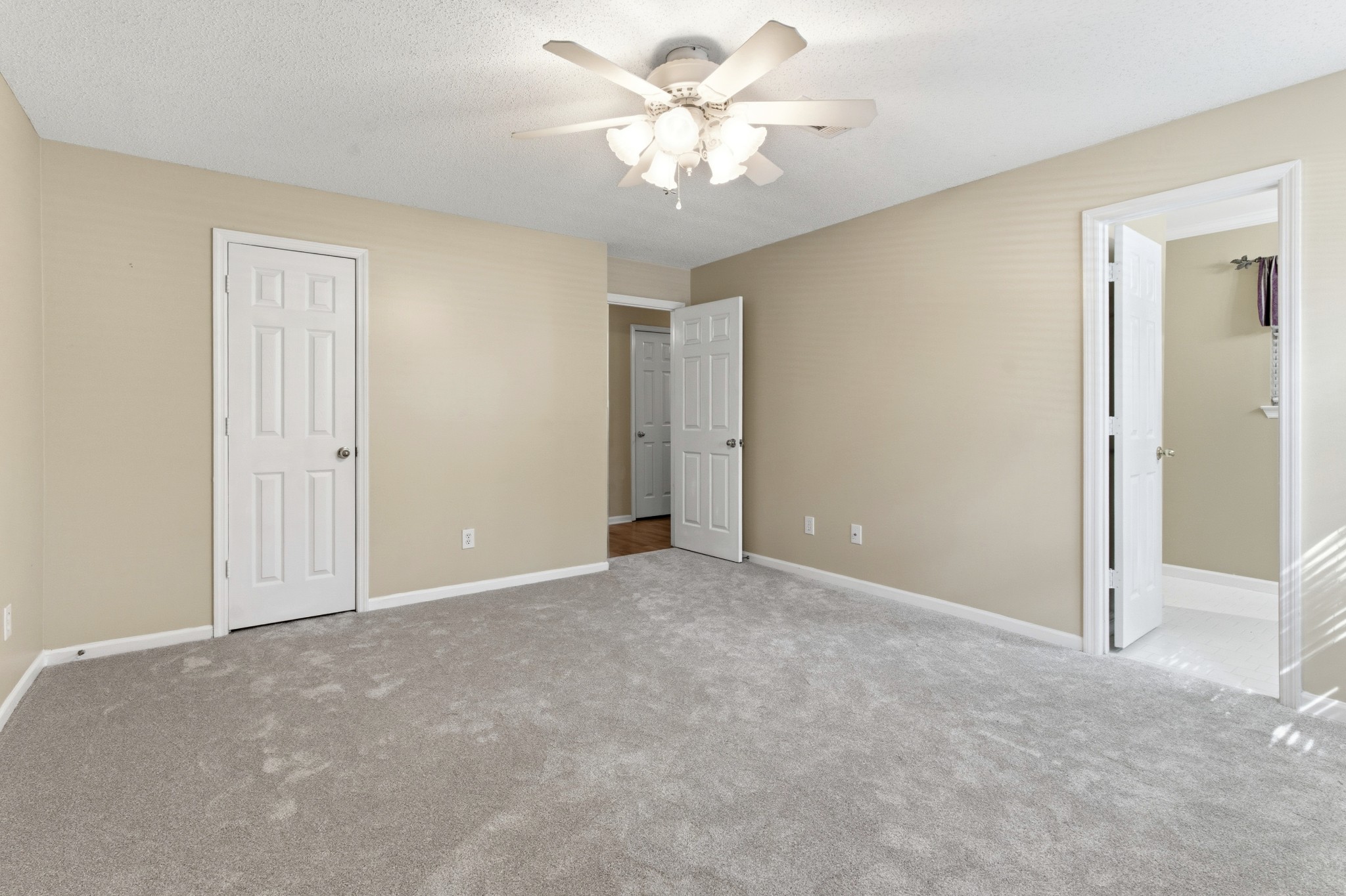 2009 Emery Lane Franklin, TN 37064 - Photo 17 of 39