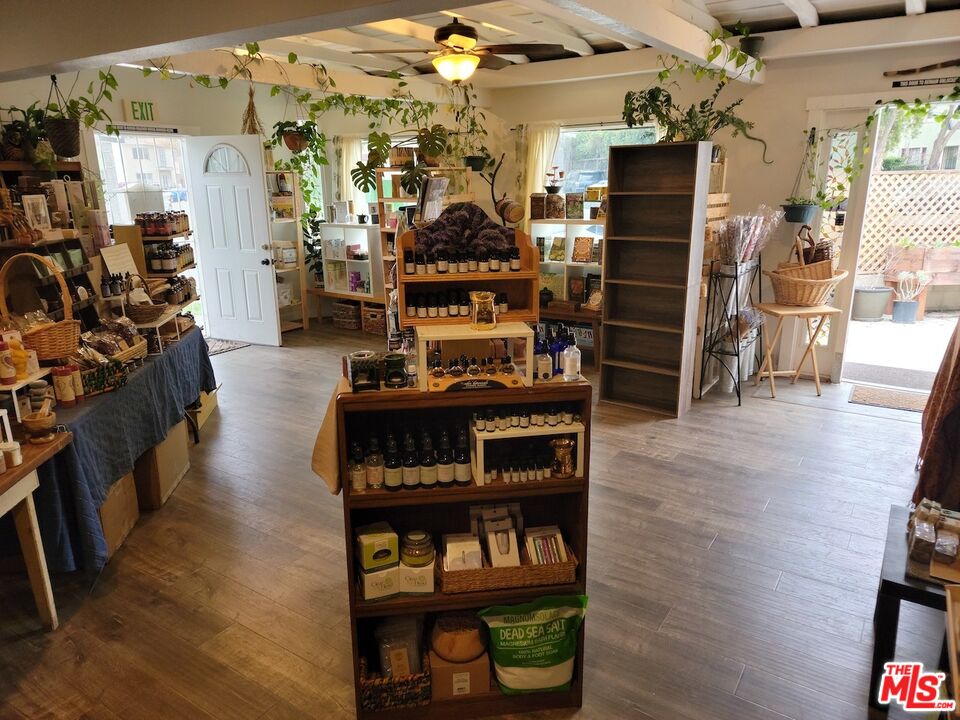 702 Cedar Avenue Long Beach, CA 90813 - Photo 20 of 25