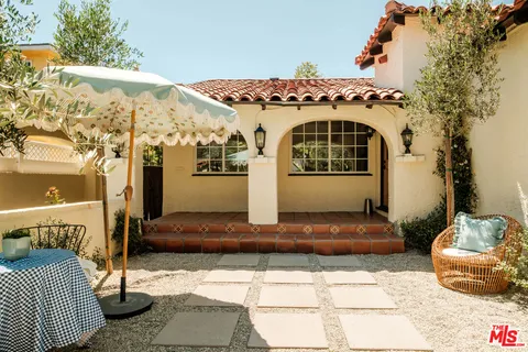 $1,499,000 | 3739 Virginia Road, Los Angeles, CA 90016