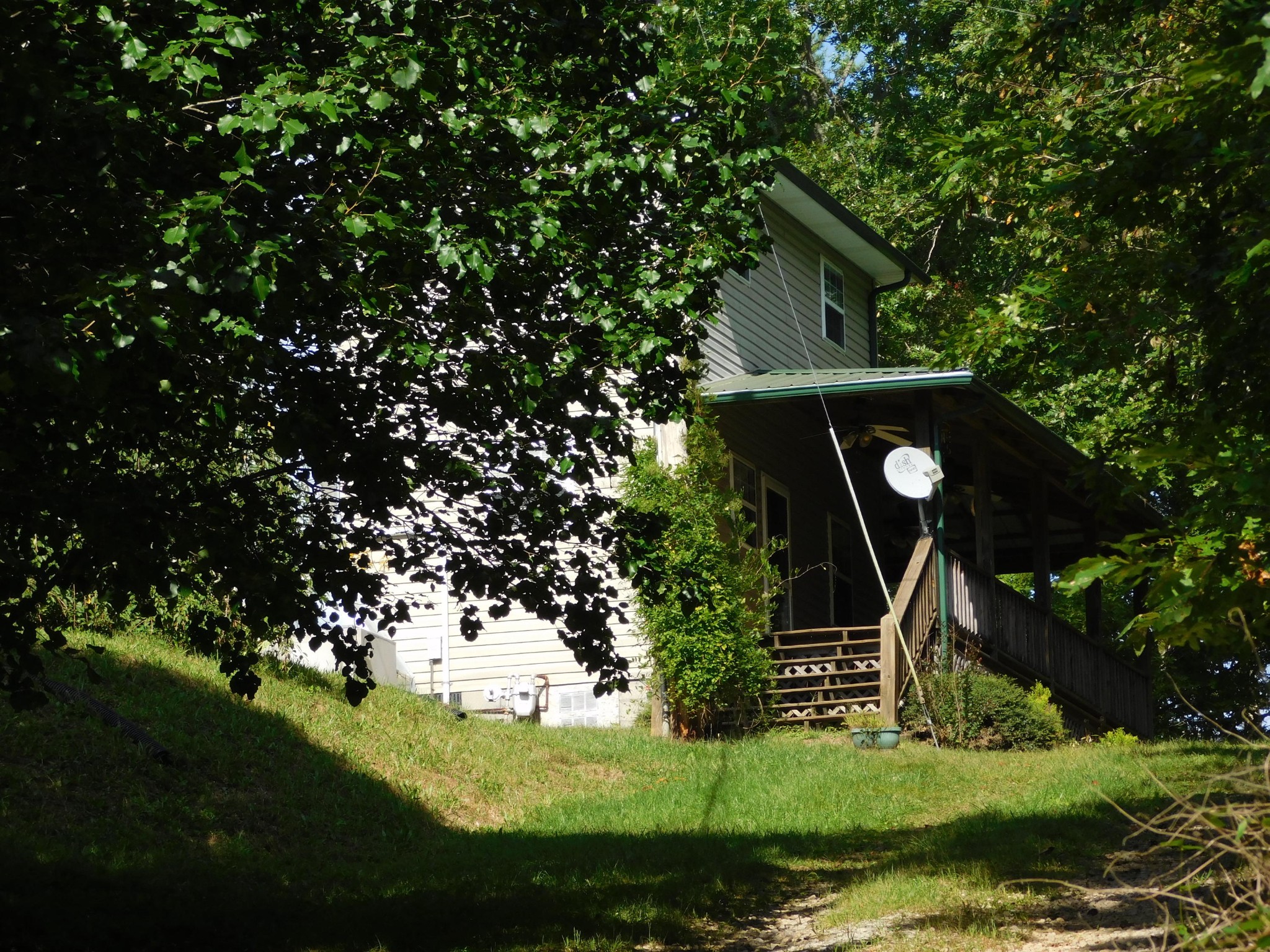 517 Hicks Road Oneida, TN 37841 - Photo 3 of 40