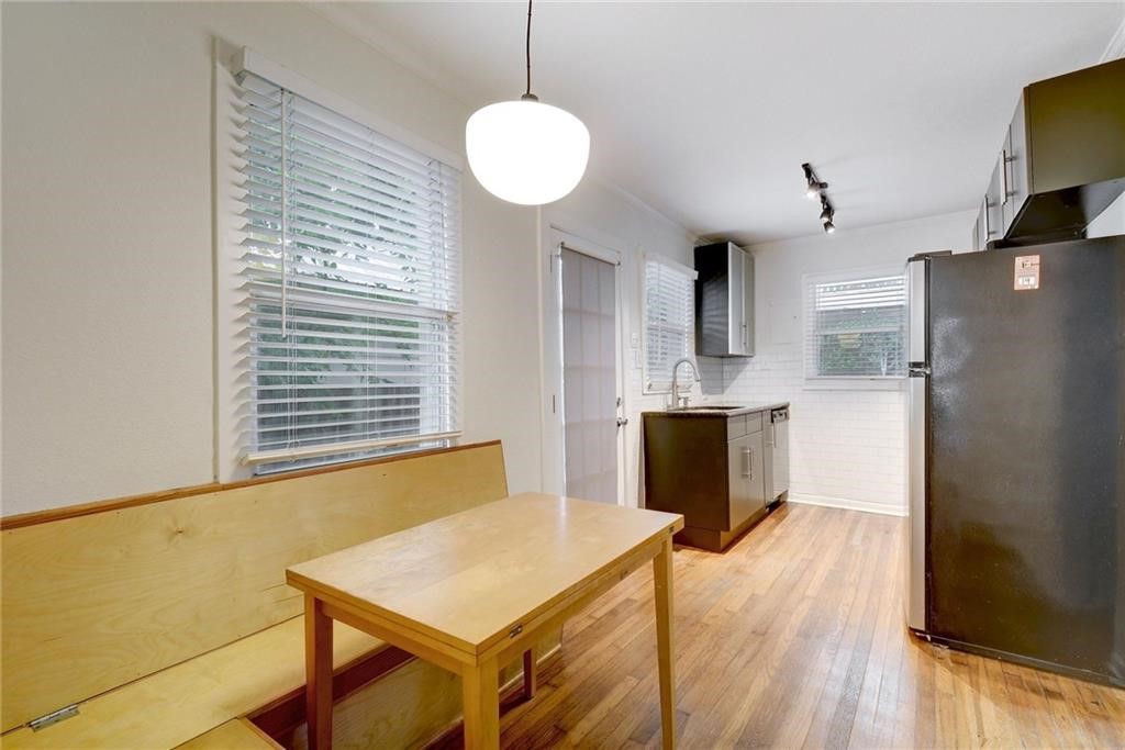 1110 West 22nd Street, Unit 13 Austin, TX 78705 - Photo 7 of 26