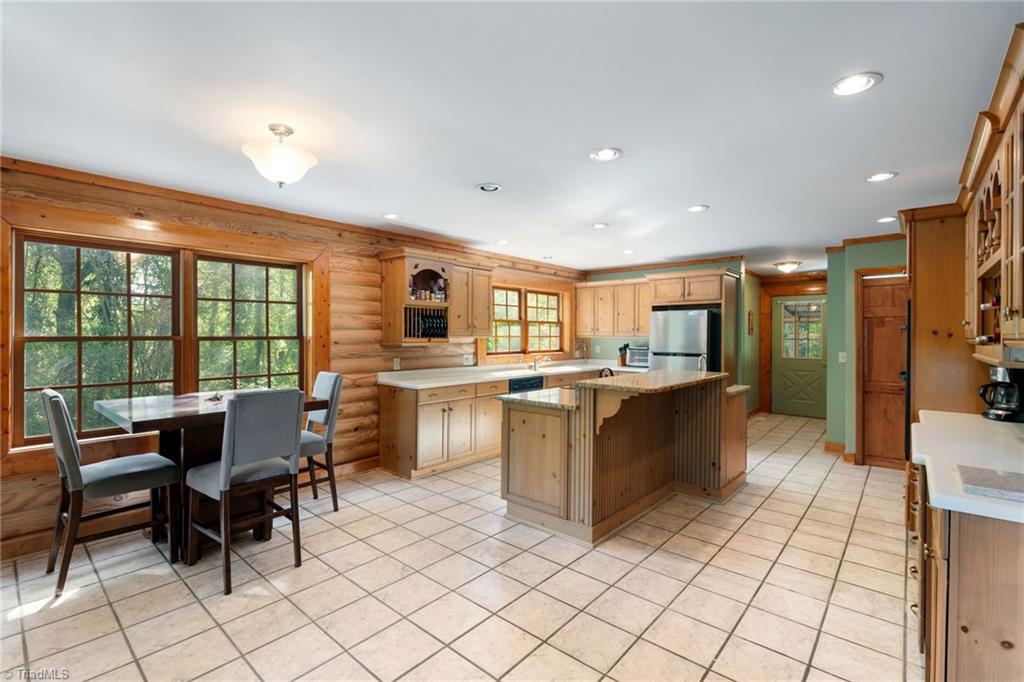 2404 Hunters Ridge Drive Pleasant Garden, NC 27313 - Photo 8 of 36