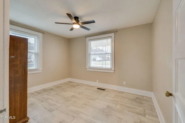 $240,000 | 212 Ferguson Avenue, Elizabethton, TN 37643