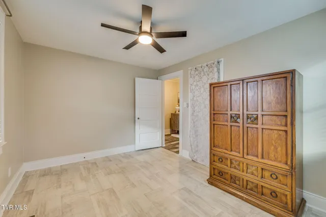 $240,000 | 212 Ferguson Avenue, Elizabethton, TN 37643