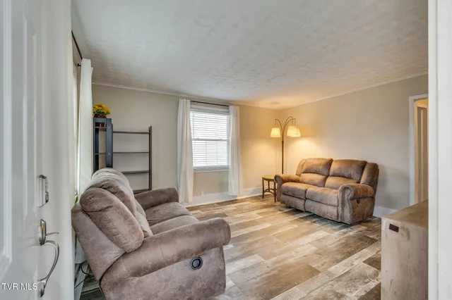 $240,000 | 212 Ferguson Avenue, Elizabethton, TN 37643