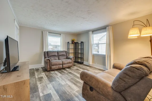 $240,000 | 212 Ferguson Avenue, Elizabethton, TN 37643