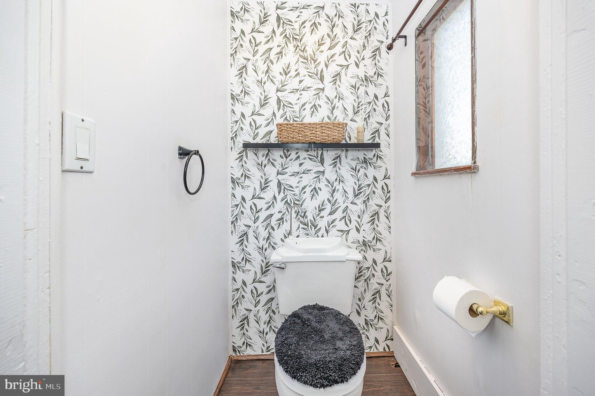 2527 South 3rd Street Steelton, PA 17113 - Photo 17 of 31 a bathroom with a toilet and a shower