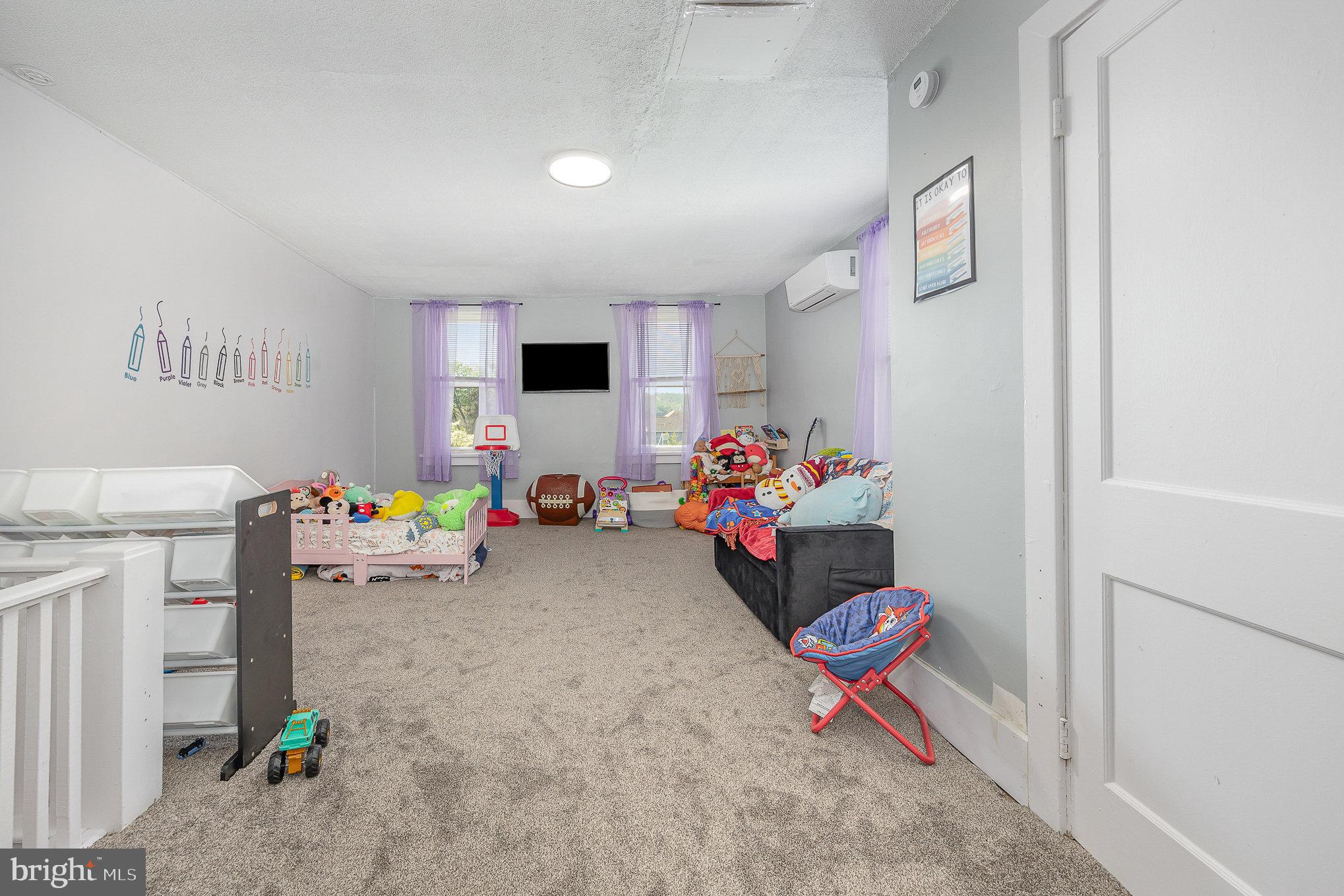 2527 South 3rd Street Steelton, PA 17113 - Photo 25 of 31 a play room with toys