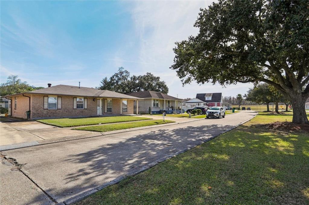 2069 Betty Boulevard Marrero, LA 70072 - Photo 3 of 15