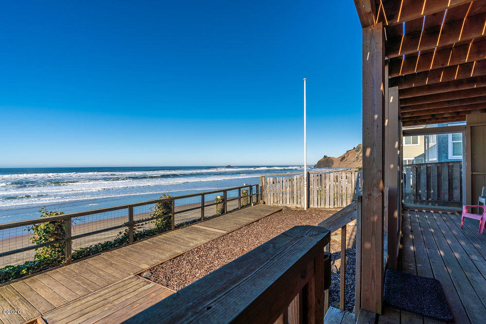 7131 Northeast Logan Road Lincoln City, OR 97367 - Photo 48 of 57 _DSC9552-HDR-SEO-YOUR-IMAGE