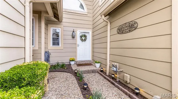 $230,000 | 3105 Autumn Shores Drive, Maryland Heights, MO 63043