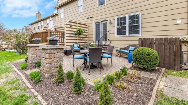 $230,000 | 3105 Autumn Shores Drive, Maryland Heights, MO 63043