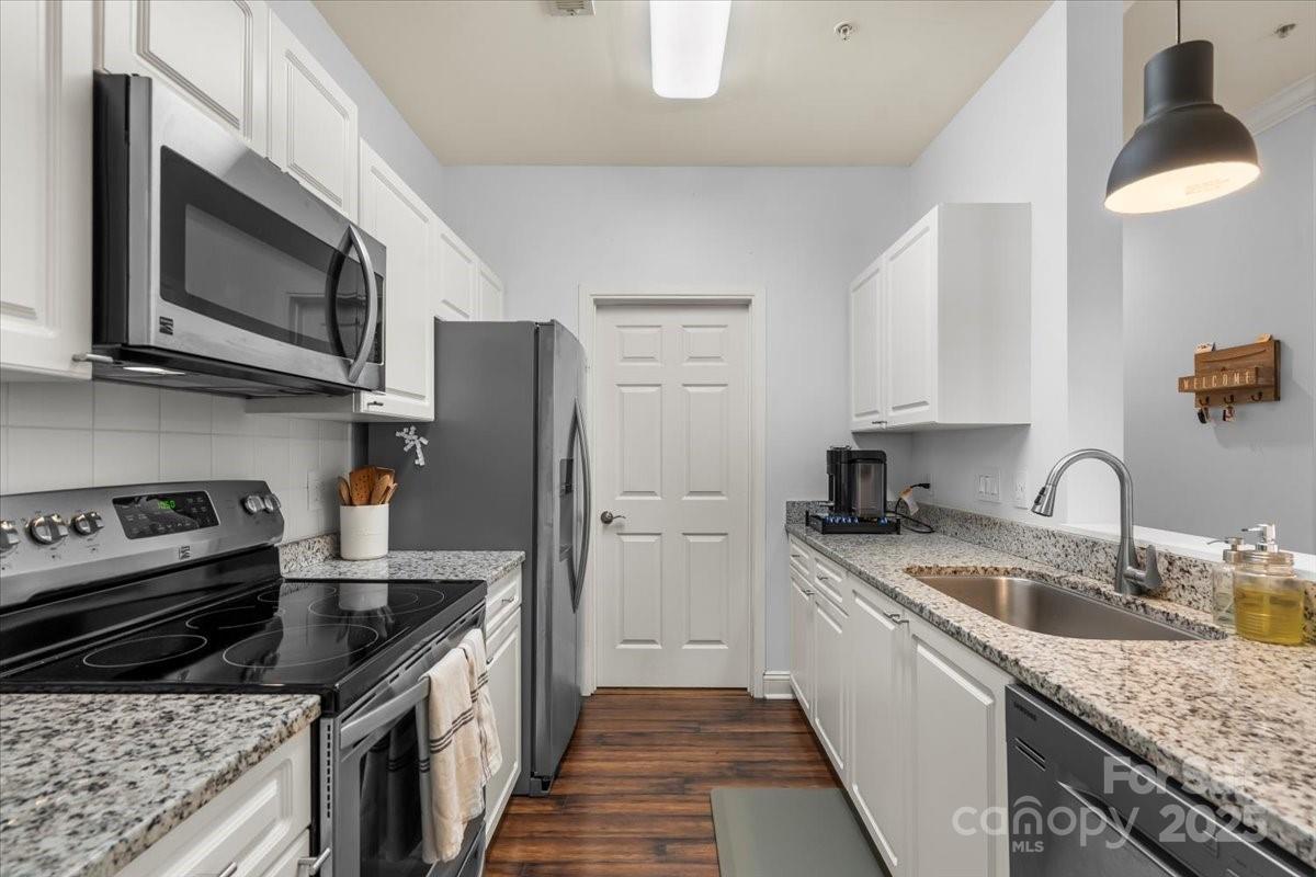 5730 Closeburn Road, Unit H Charlotte, NC 28210 - Photo 12 of 24