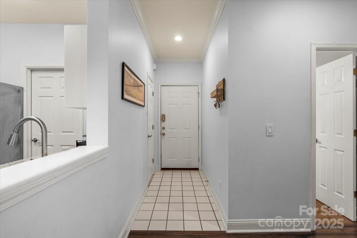 5730 Closeburn Road, Unit H Charlotte, NC 28210 - Photo 3 of 24