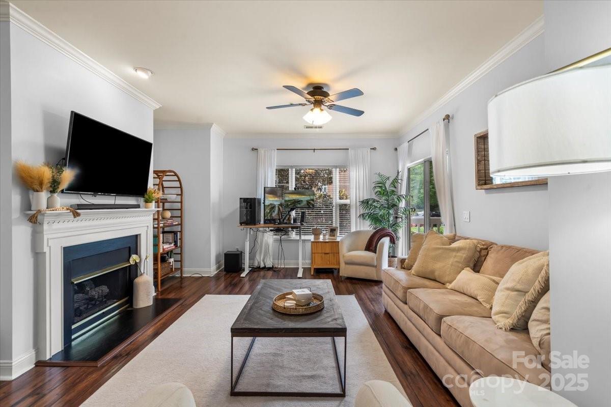 5730 Closeburn Road, Unit H Charlotte, NC 28210 - Photo 4 of 24