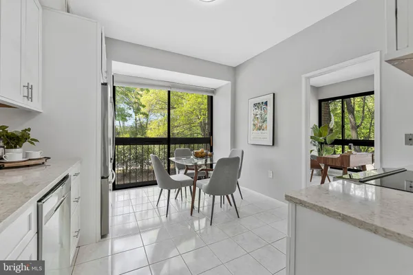 $374,900 | 11616 Ivystone Court, Unit 5/300A, Reston, VA 20191