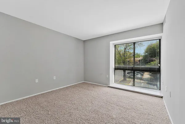 $374,900 | 11616 Ivystone Court, Unit 5/300A, Reston, VA 20191