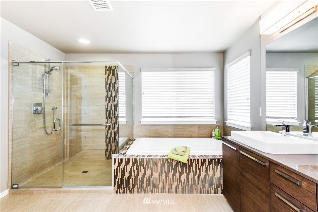 3911 172nd Place Southeast Bothell, WA 98012 - Photo 13 of 25