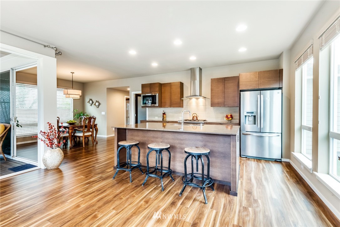 3911 172nd Place Southeast Bothell, WA 98012 - Photo 6 of 25
