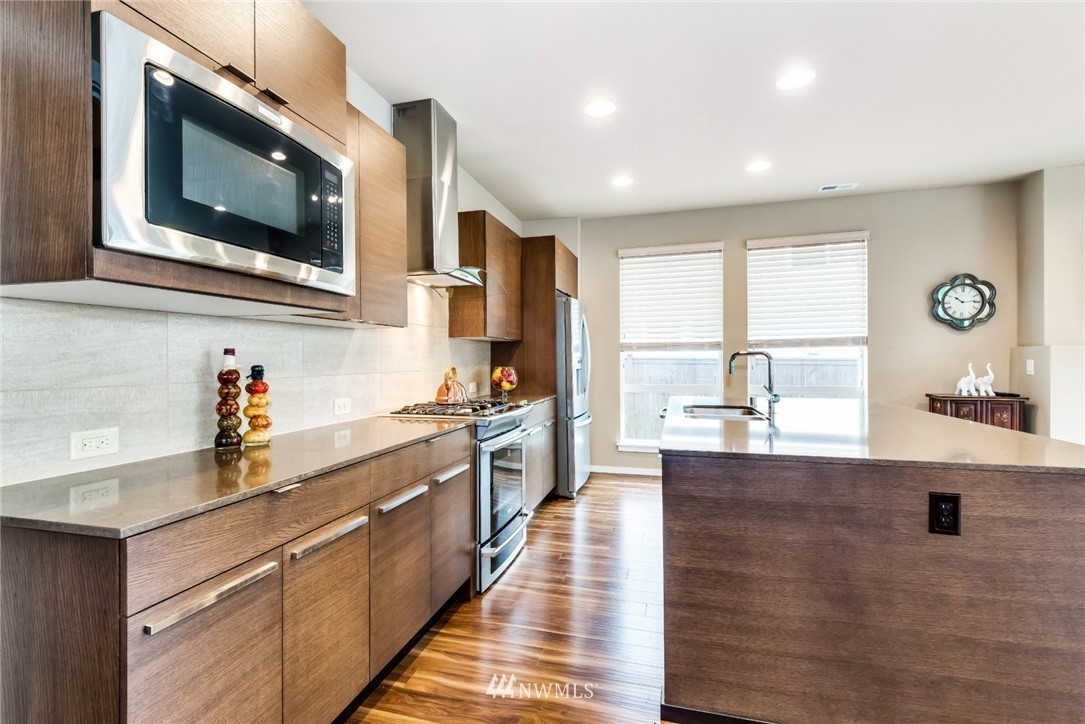 3911 172nd Place Southeast Bothell, WA 98012 - Photo 7 of 25