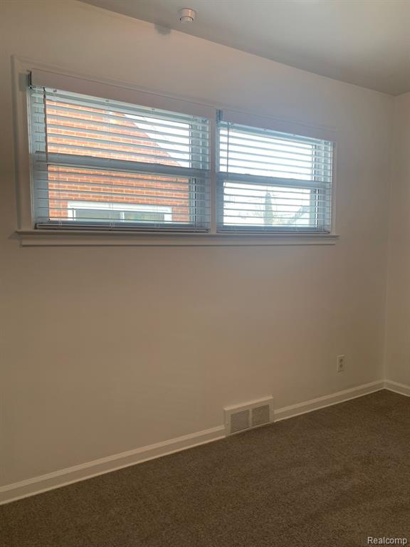 8262 State Park Center Line, MI 48015 - Photo 19 of 30
