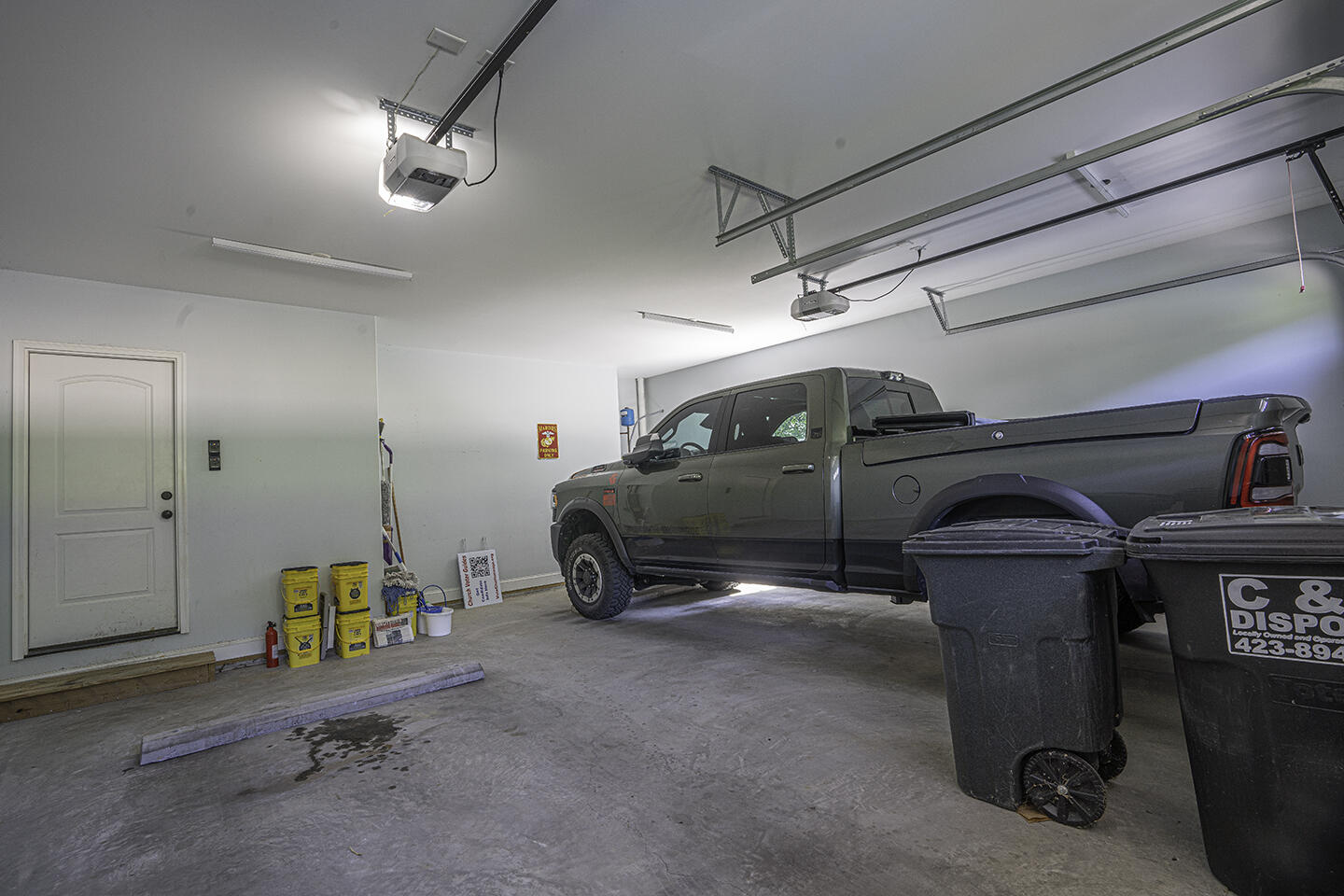 8423 Pine Ridge Road Ooltewah, TN 37363 - Photo 28 of 76 Garage 2