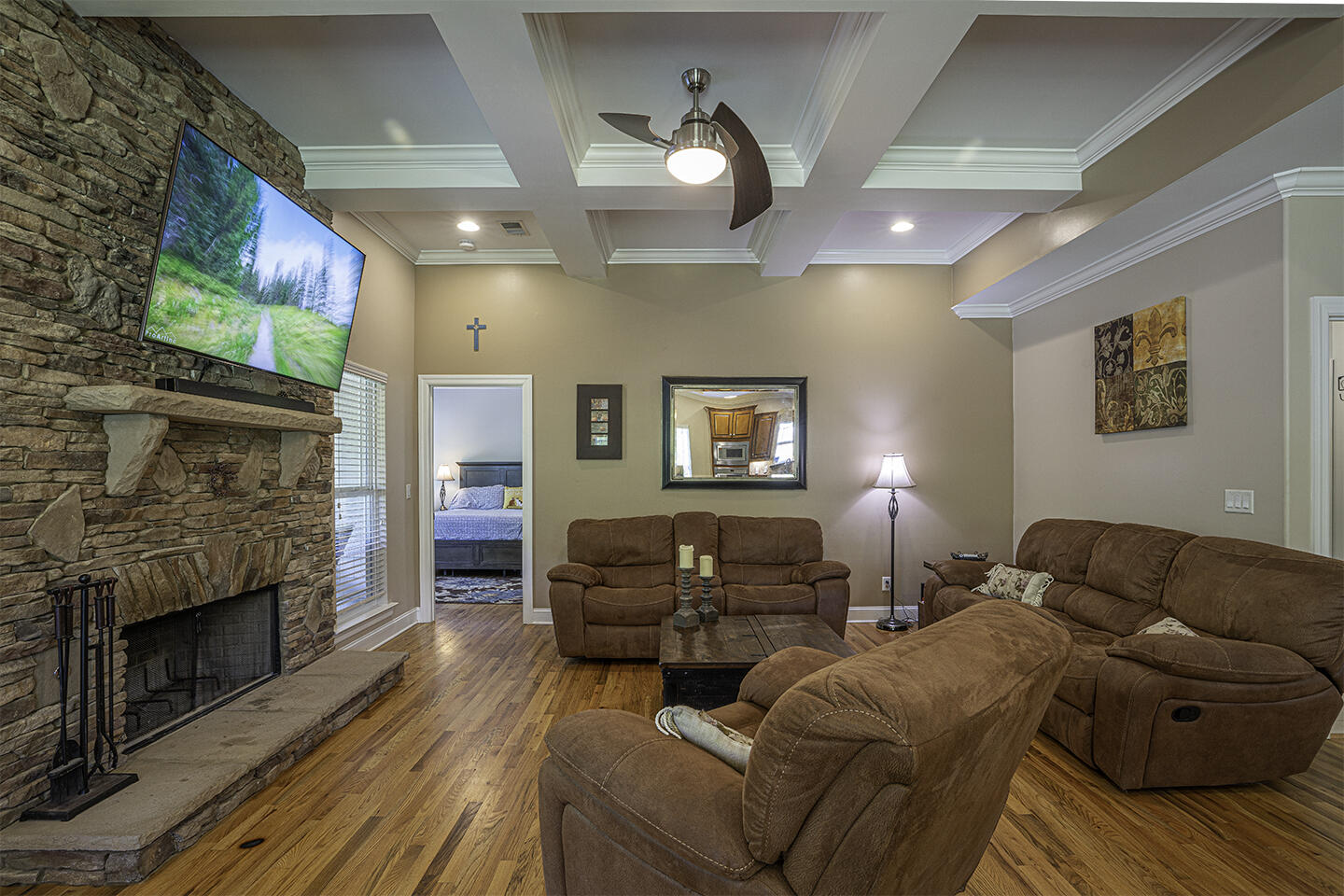 8423 Pine Ridge Road Ooltewah, TN 37363 - Photo 35 of 76 Living Room 2