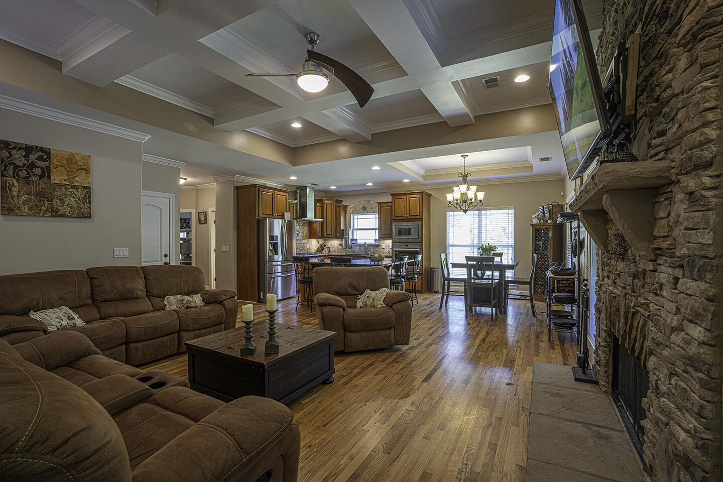 8423 Pine Ridge Road Ooltewah, TN 37363 - Photo 36 of 76 Living Room 3
