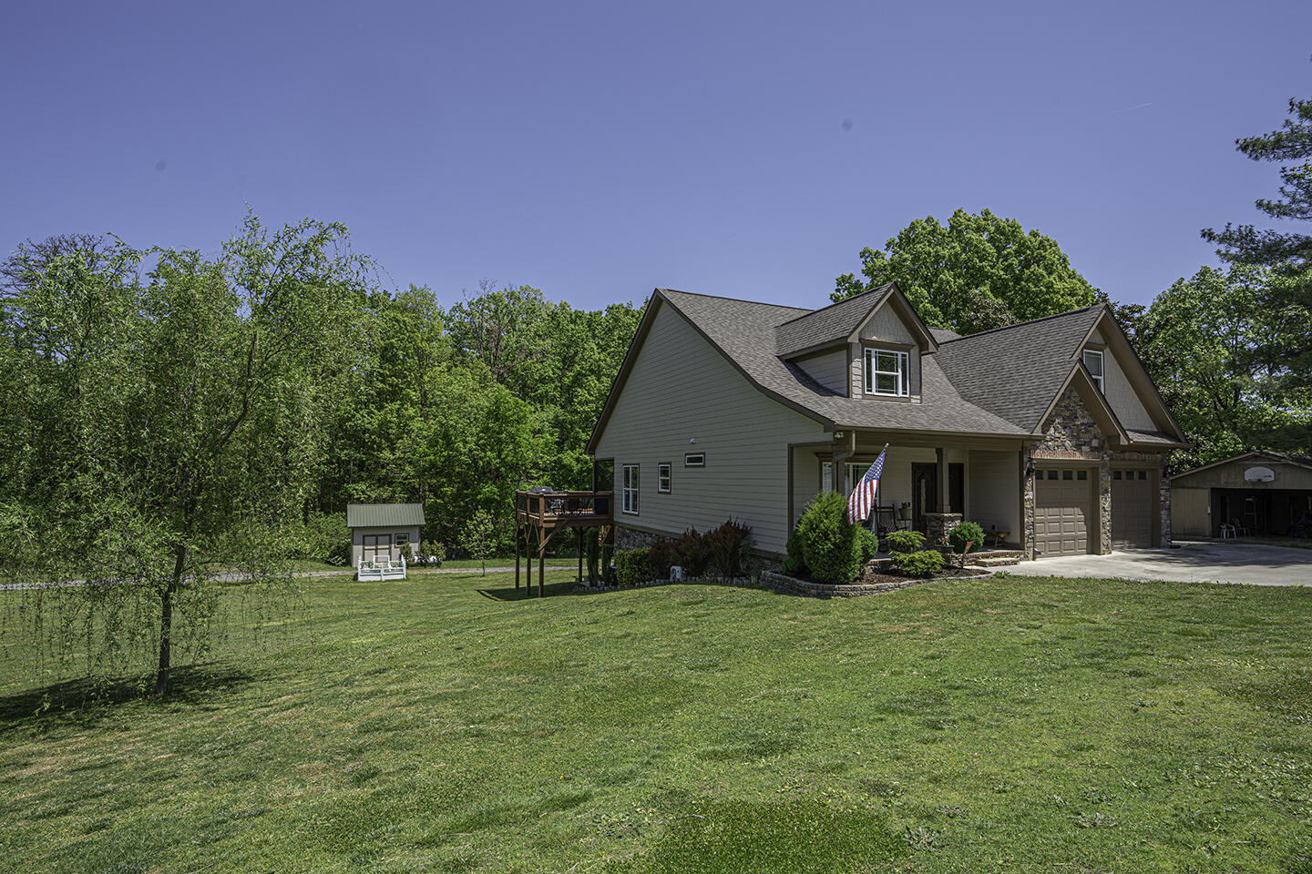 8423 Pine Ridge Road Ooltewah, TN 37363 - Photo 4 of 76 Sideyard 2