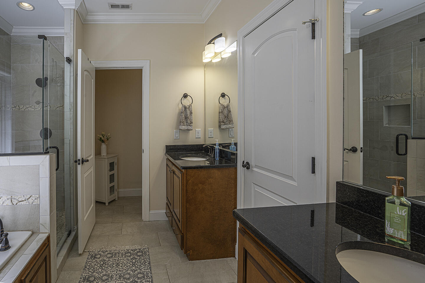 8423 Pine Ridge Road Ooltewah, TN 37363 - Photo 49 of 76 Master Bathroom 1