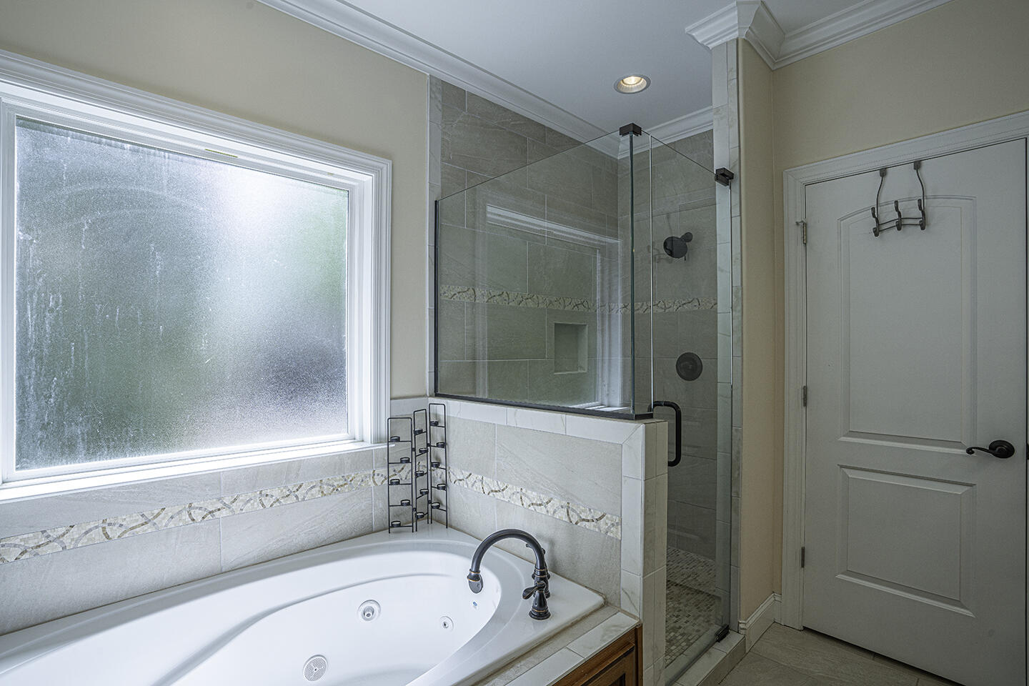 8423 Pine Ridge Road Ooltewah, TN 37363 - Photo 50 of 76 Master Bathroom 4