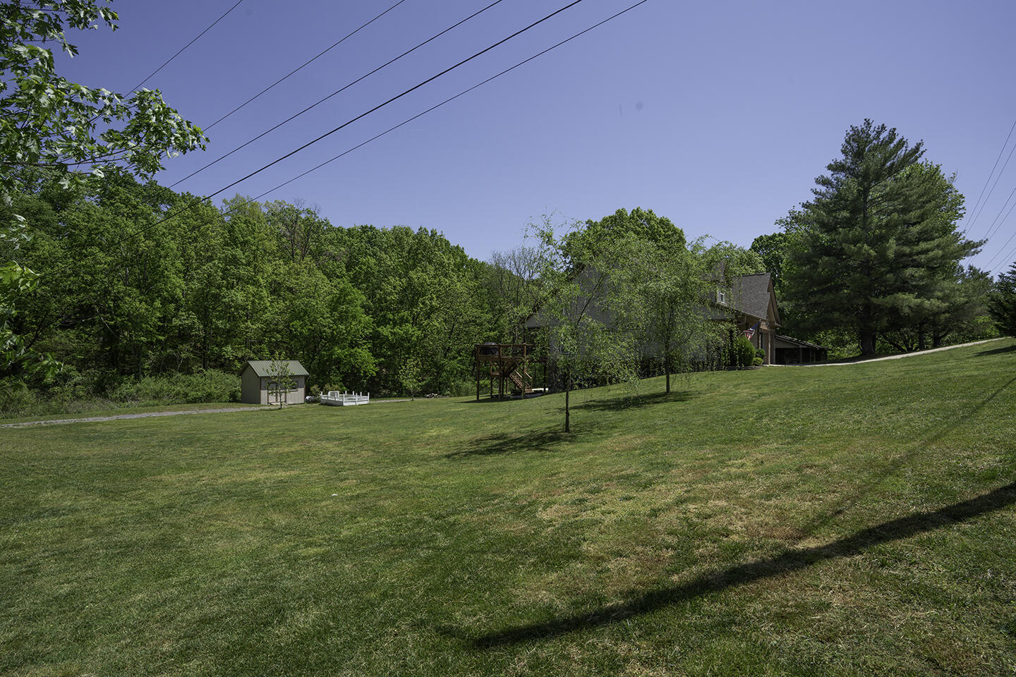8423 Pine Ridge Road Ooltewah, TN 37363 - Photo 5 of 76 Sidetyard 1