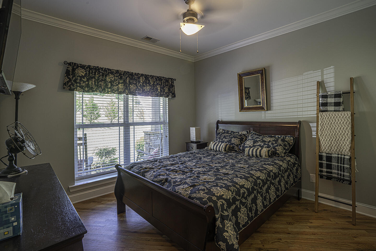 8423 Pine Ridge Road Ooltewah, TN 37363 - Photo 54 of 76 Guest Bedroom 1