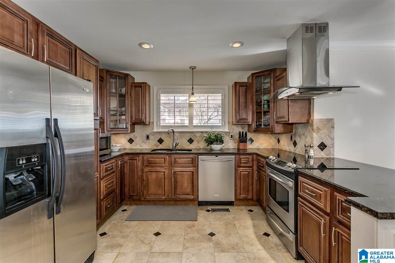 3653 Spring Valley Road Birmingham, AL 35223 - Photo 7 of 44