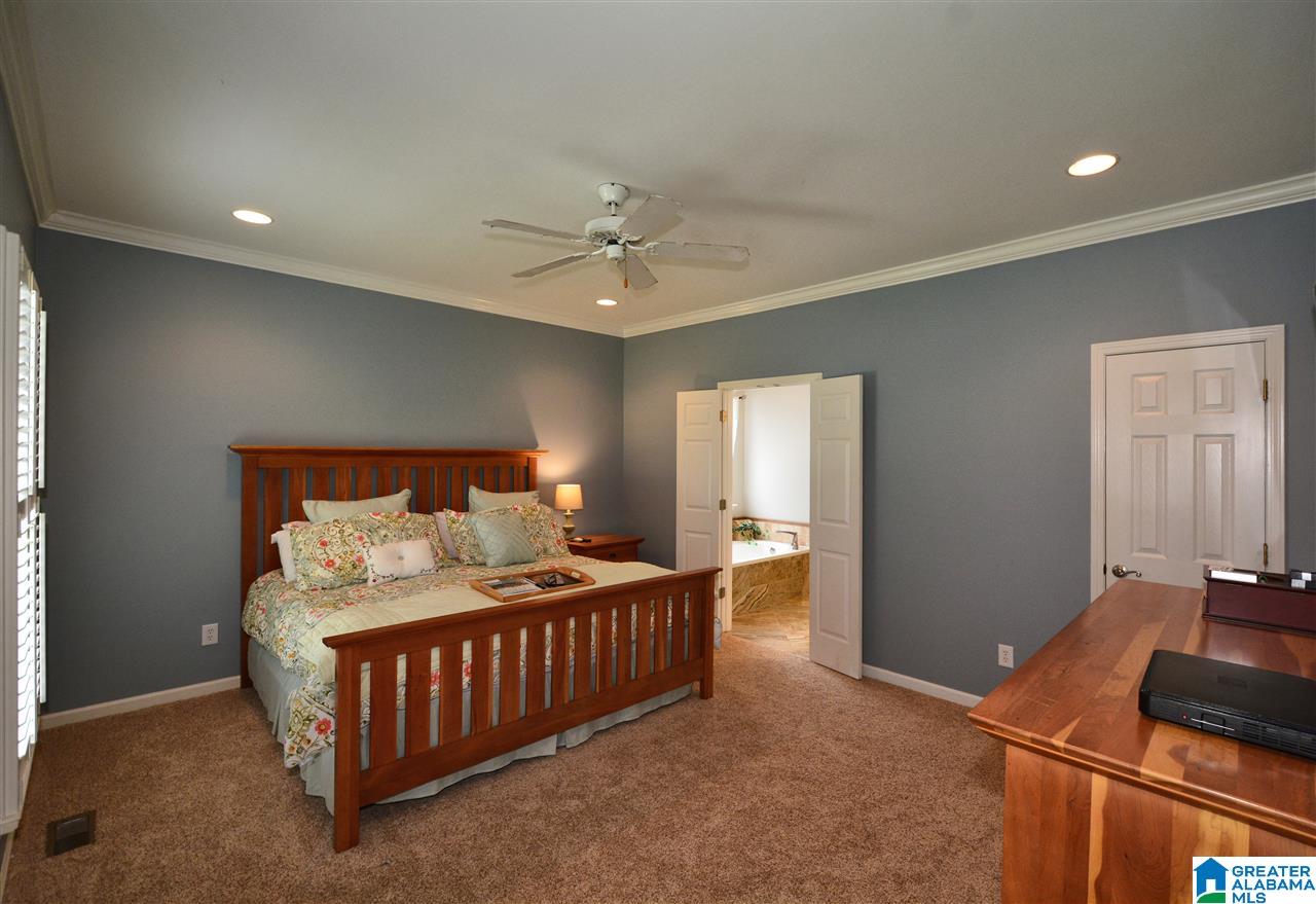 245 Arbor Court Sterrett, AL 35147 - Photo 18 of 47